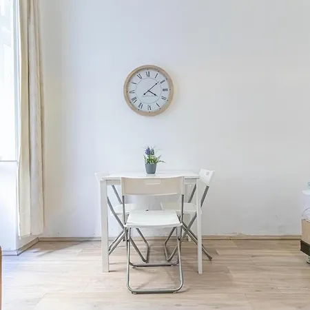Chic Apartment- Suitable For Longstays Near Matzleinsforferplatz Vienne Extérieur photo