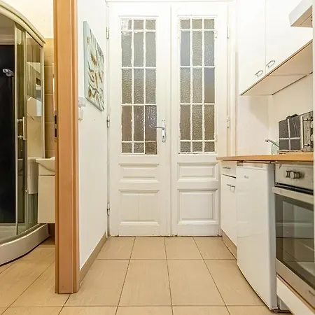 Chic Apartment- Suitable For Longstays Near Matzleinsforferplatz Vienne Extérieur photo