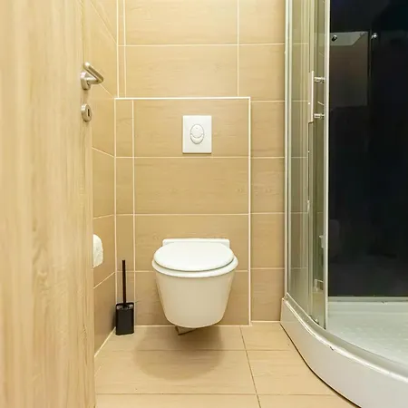 Chic Apartment- Suitable For Longstays Near Matzleinsforferplatz Vienne Extérieur photo
