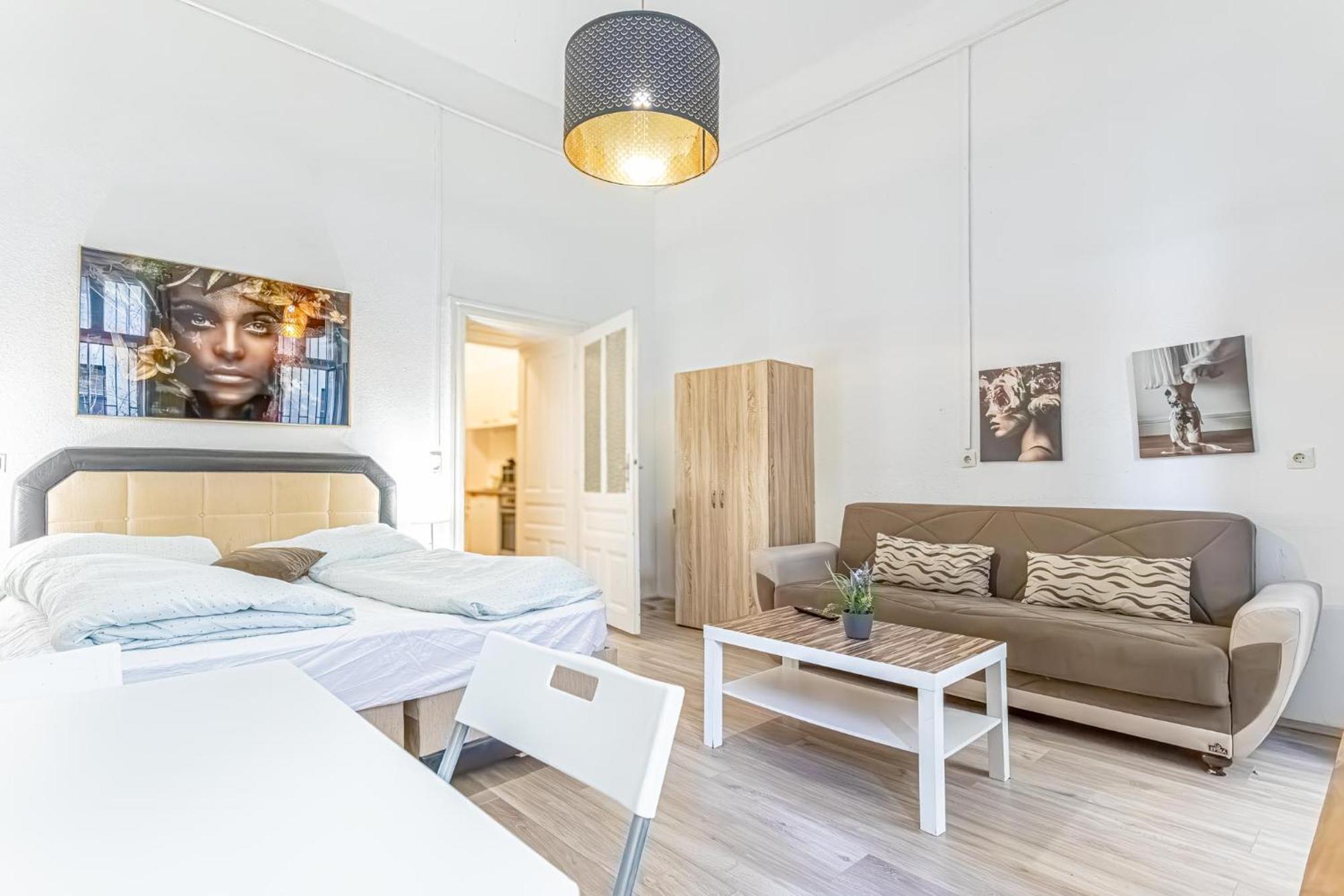 Chic Apartment- Suitable For Longstays Near Matzleinsforferplatz * Vienna
